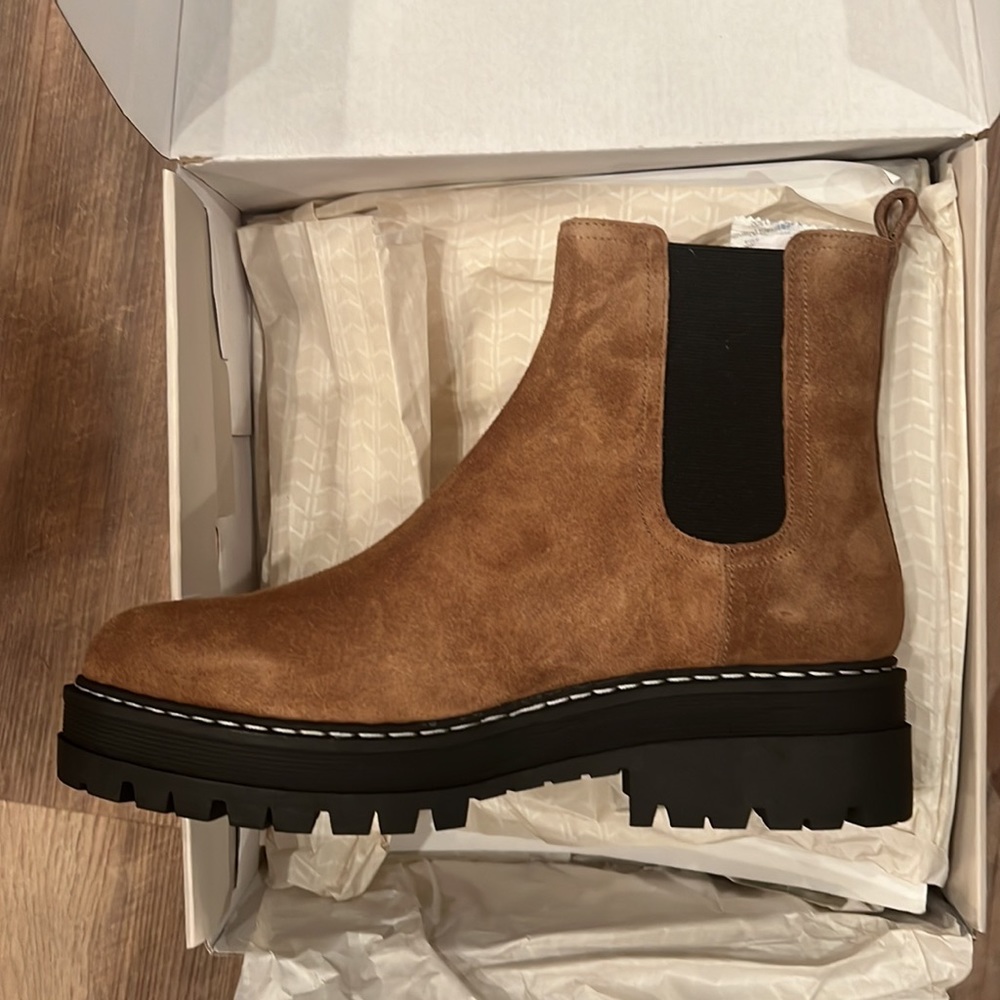 MARC FISHER LTD PADMIA CHELSEA BOOT